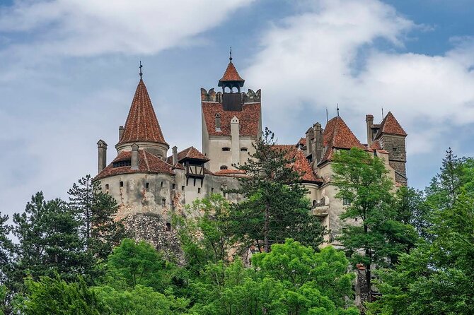 2 Days - Private Tour to Transylvania - Brașov, Sighișoara, Sibiu - Day 1: Peles Castle, Bran Dracula’s Castle, and Brasov’s medieval center