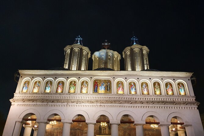 2 Hours Private Walking Tour in Bucharest City - Old Town for One Hour, From Manuc’s Inn to Carturesti Library
