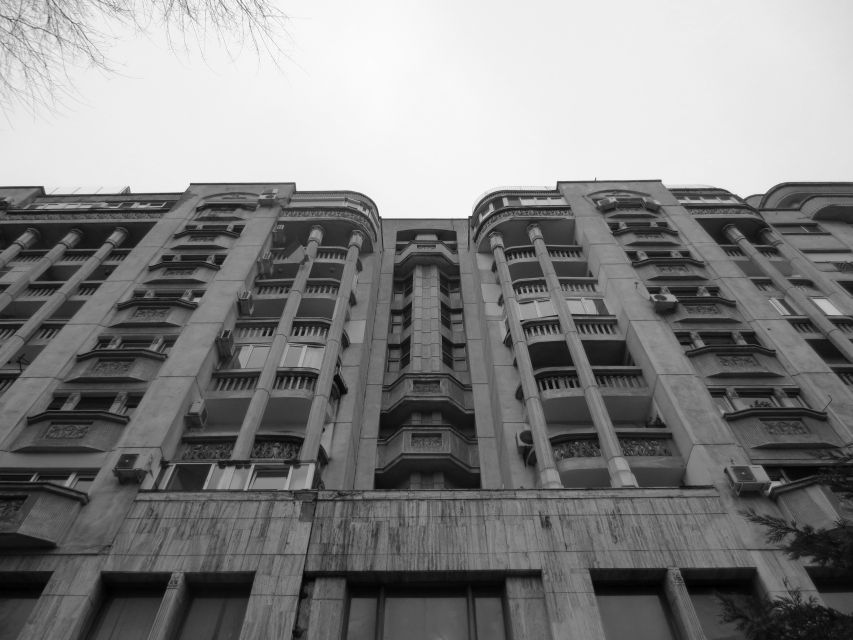 3-Hour Guided Tour of Communist Bucharest - Quick hits before you go