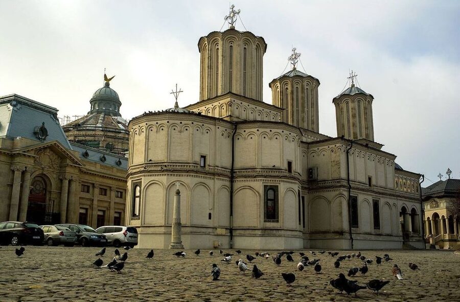 3-Hour Guided Tour of Communist Bucharest - Uranus neighborhood remains: the hardest stop