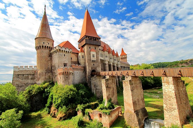 4-Day Inside Transylvania & Transfagarasan Tour from Bucharest - Group Size, Pacing, and Road Conditions on a Real Schedule