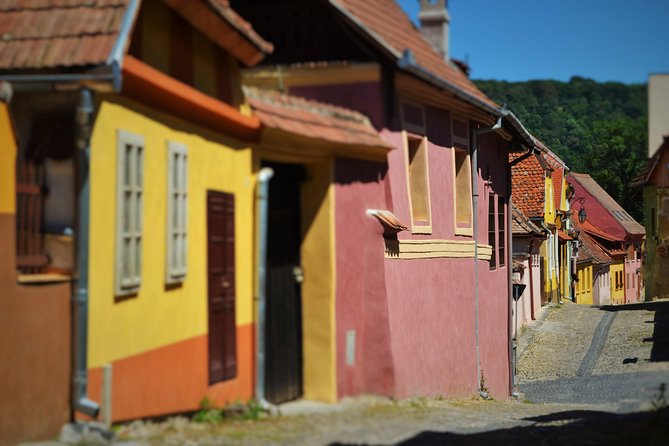 4-Day Private Tour in Transylvania from Bucharest - Day 1: Bran Castle, Peliș Castle, and a gentle Brasov old town walk