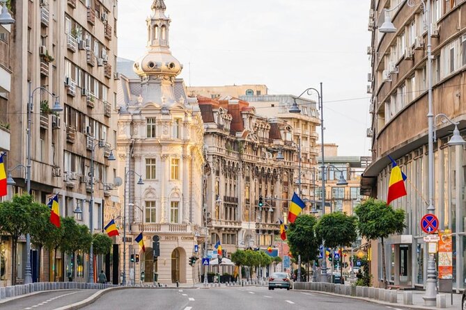 4h Bucharest Panoramic Tour by Car with stops - Private guide and driver: the real value in skipping transit