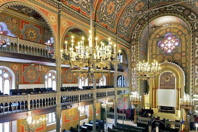 4h Jewish Legacy in Bucharest - Private Tour by Car and Walking - Stop 2: Holy Union Temple Museum and Moses Rosen’s liturgical collection