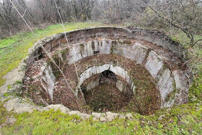 5h Abandoned Fort, Dracula's Grave and Mogoșoaia Palace, Private - Mogoșoaia Palace gardens: Brâncovenesc style in plain view