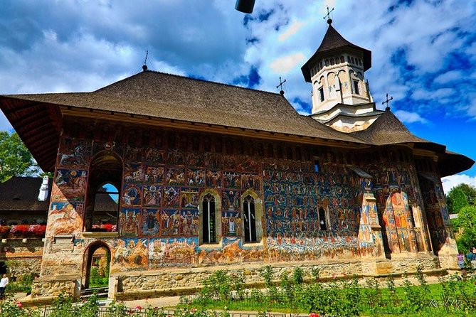 6 Days Transylvania and Bukovina Small Group Tour from Bucharest - Day 1: Cozia Monastery’s Armenian details and Sibiu’s three squares