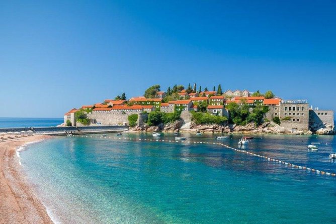 9 days Balkans Tour from Bucharest to Sofia and Budapest - A one-way Balkans route that saves time (and energy)