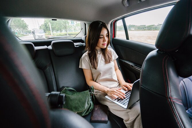 Airport transfer Otopeni to Bucharest - The Actual Transfer: 20 to 40 Minutes From Otopeni to Bucharest