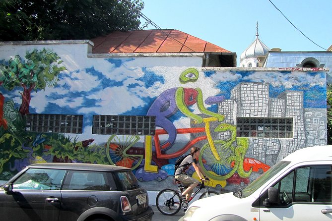 Bicycle Sightseeing in Bucharest - Getting started at Piața Presei Libere, and why the timing feels right
