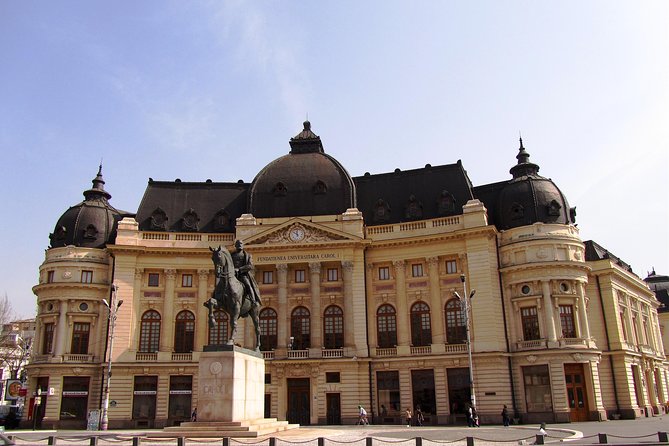 Bicycle Sightseeing in Bucharest - The communist-era architecture break: why it matters even when the stop is short