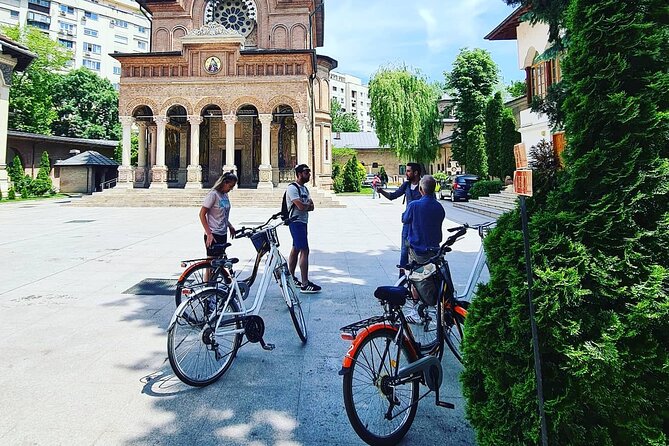 Bike Rentals - Ceausescu’s Palace and the Presidential Palace: Big-Scale Sights on Two Wheels