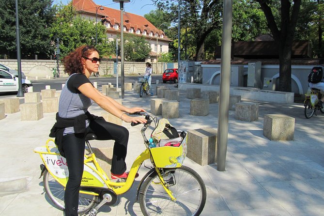 Bucarest à vélo - Ateneul Roman: an optional inside visit for the curious