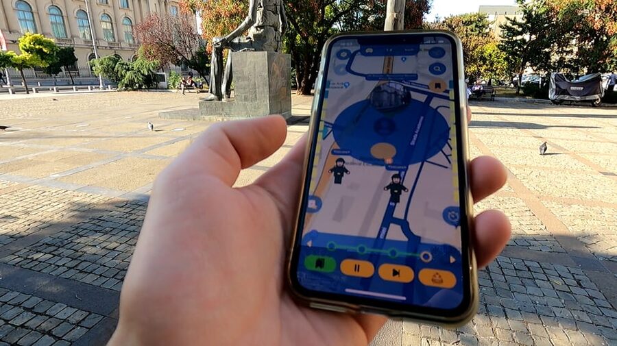 Bucharest 1989 Revolution Walking Tour with Smartphone App - What the 1989 Revolution theme teaches you as you move through Bucharest