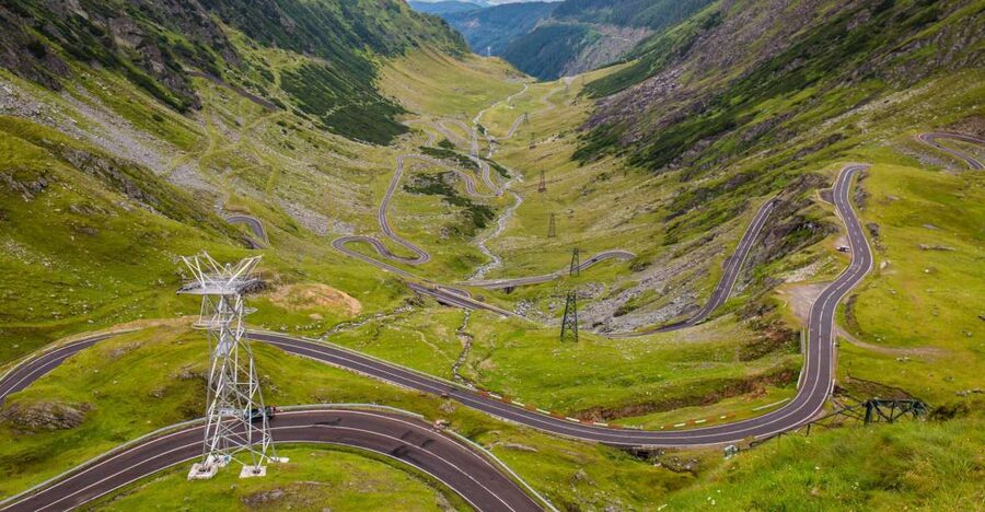 Bucharest: 2-Day Transfagarasan Road & Medieval Sibiu - Day 1: Bucharest to Curtea de Arges, Vidraru Dam, and up to Transfagarasan