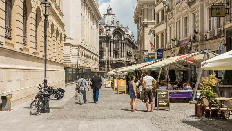 Bucharest: 4h Panoramic Private Tour by Car with Photo Stops - Calea Victoriei (Victory Avenue): Contradictions in Plain Sight