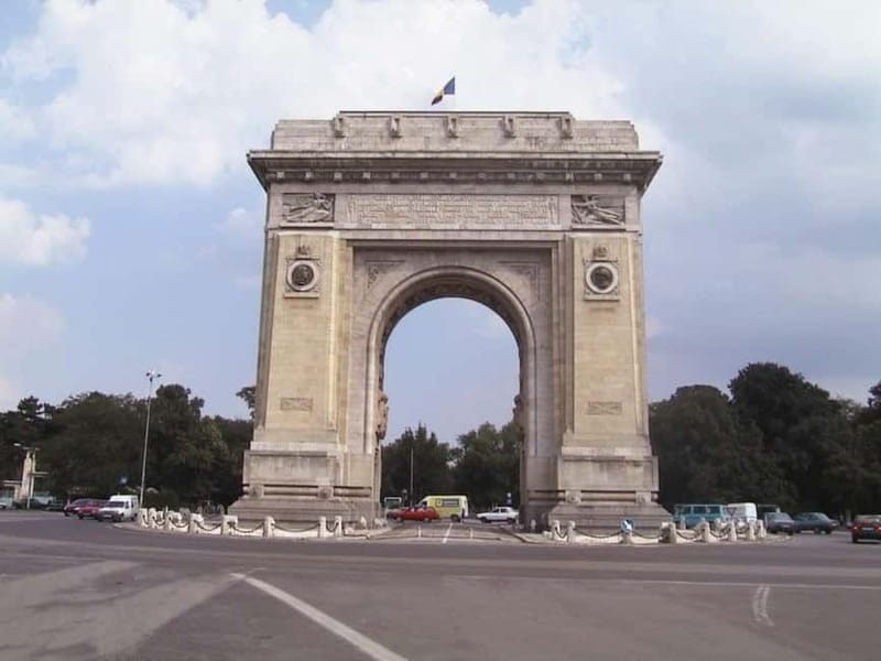 Bucharest: Arch of Triumph Entry Ticket - The photo-documentary exhibition: why it helps when you arrive solo