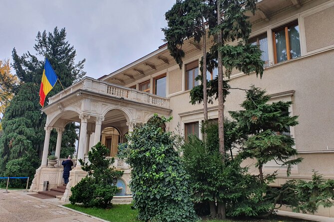 Bucharest City Tour 4 hours - Private Tour - Free Pick up and Drop off - Who This Tour Suits Best (And Who Might Want More)