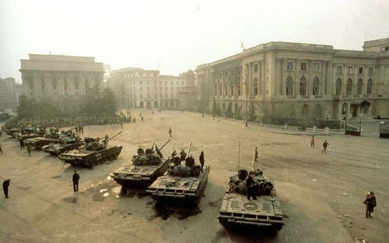 Bucharest: Communism and History Guided City Walking Tour - Getting to the Patriarchal Cathedral start, plus the hill you’ll climb