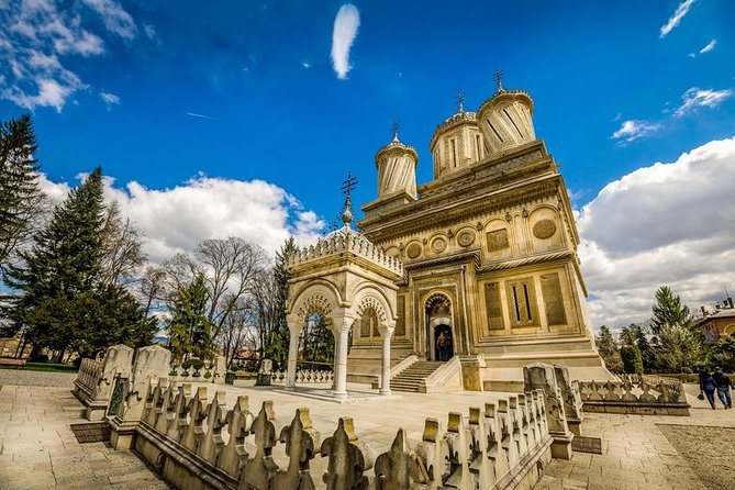 Bucharest Day Trip to Discover Dracula's Life Journey - Poienari Castle ruins and the Carpathian approach