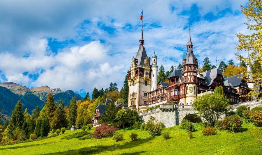 Bucharest: Dracula's Castle, Peleș Castle & Brașov Day Trip - Bran Castle and Dracula Lore, Plus Vlad the Impaler Context