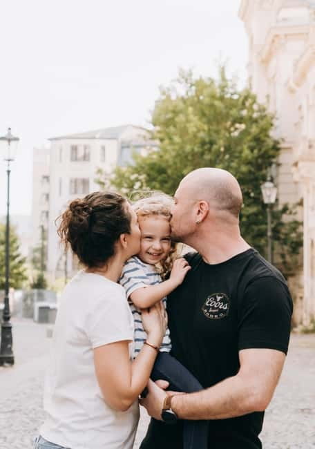 Bucharest: Essential Photo Session in the Charming Streets - Key highlights worth knowing