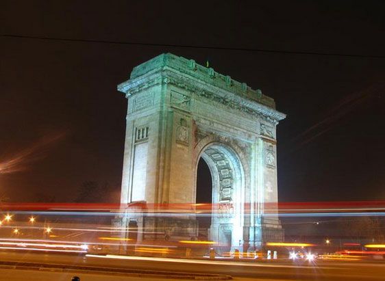 Bucharest Evening Tour and Traditional Dinner - Key things to know before you go