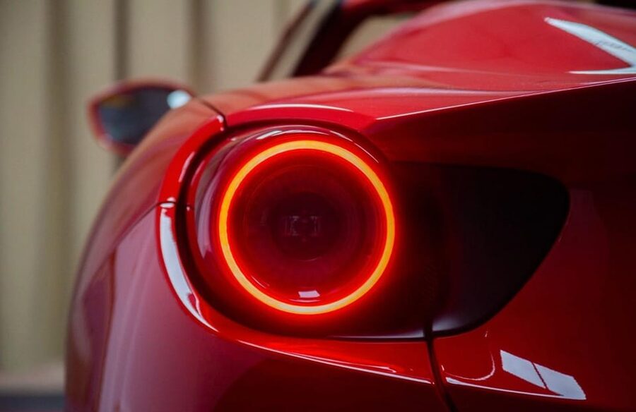 Bucharest: Ferrari Driving Experience - MEDIUM 30min - University Square and Romana Square, the thrill part of the city loop