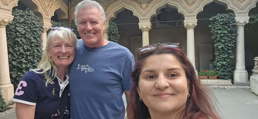 Bucharest: Guided Walking Tour with Romanian Snack - Romanian Athenaeum finish, optional entry if you want the inside story