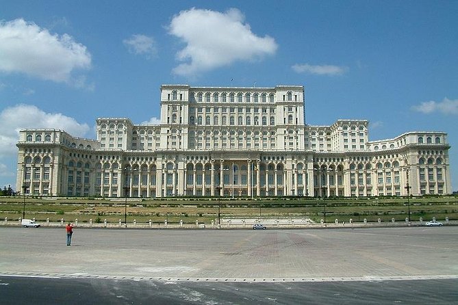 Bucharest Half a Day Bike Tour - Palatul Patriarhiei and Antim Monastery: where politics meets faith