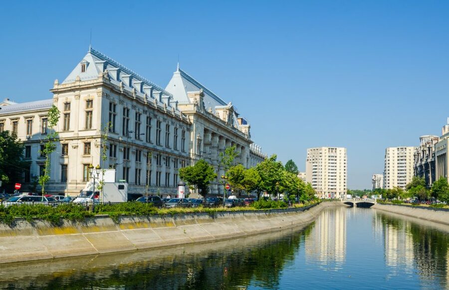 Bucharest: Half-Day Sightseeing Tour - Who should book this Bucharest half-day tour