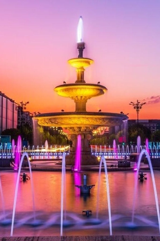 Bucharest : Highlights & Hidden Gems Walking Tour - Parcul Cismigiu: a calm start (and a smart way to pace your feet)
