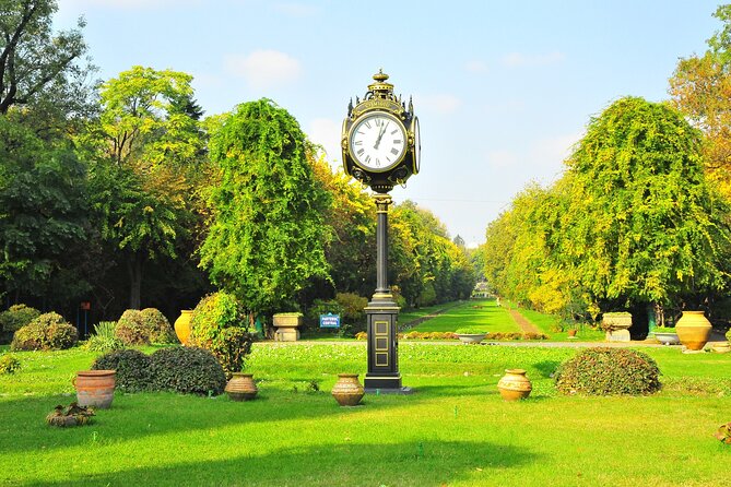 Bucharest Highlights Walking Tour - Orthodox heritage and grand architecture in the same pocket