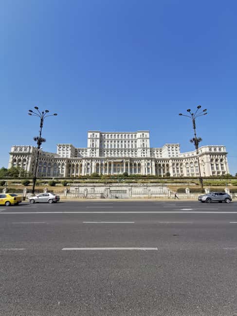 Bucharest: Hop-on Hop-off minibus & Village Museum visit - Key points to know before you go