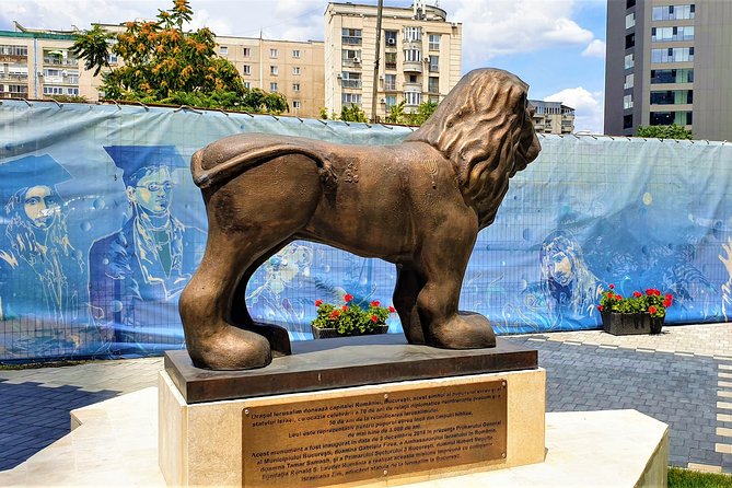 Bucharest Jewish Heritage | Holocaust Memorial | Private Car Tour - Philanthropy Israelite Cemetery and the WW1 memorial (entry included)