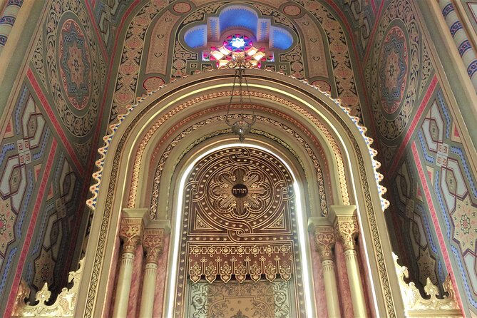 Bucharest Jewish Heritage Private Walking Tour - Teatrul Evreiesc de Stat: culture in the middle of the city