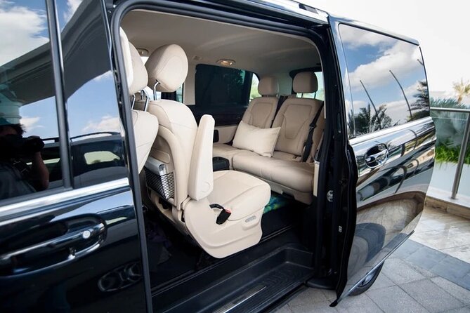 Bucharest Luxury Airport Transfer with Minivan and Business Cars - Flight Delays and the 60 Minute Waiting Window for Luggage