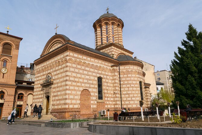 Bucharest Old Town Treasure Hunt: Walking Tour & Game - Stop-by-stop: from Macca Villacrosse Passage to Palatul CEC