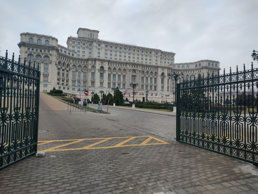 Bucharest: Palace of Parliament Tickets and Guided Tour - Why the Palace feels bigger than its floor plan