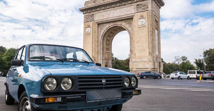 Bucharest: Private Communist Tour in a Romanian Vintage Car - The Palace of the Parliament: the stop that changes your scale
