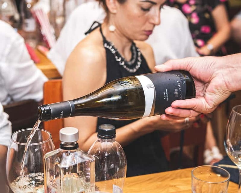 Bucharest: Romanian Wine Tasting Experience at Corks - The 1.5-hour flow: how the tasting usually moves