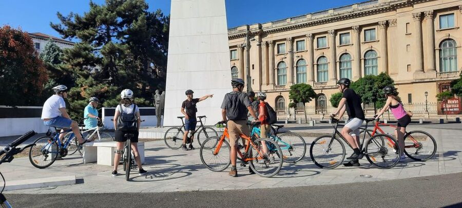 Bucharest Sightseeing Tour - Price and value: what $80 buys you in 3 hours