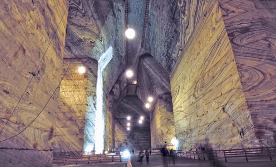 Bucharest: Slanic Salt Mine & Carpathian Mountains Day Tour - Lunch in the Region: Plan to Pay for Food and Drinks
