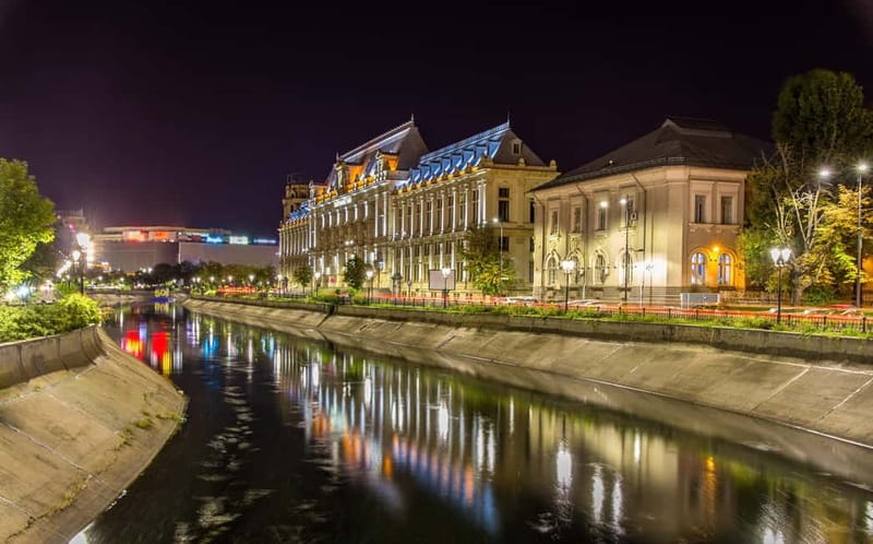 Bucharest: The Italian emigration in Romania - Palace of Justice and the Dambovita River banks