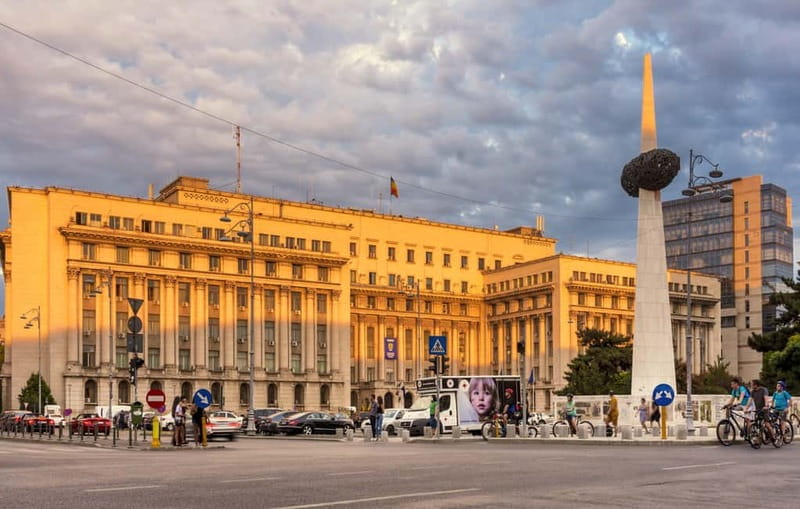 Bucharest: Tour of Old Town, Calea Victoriei & Communism - Price and pacing, is $19 worth it for a 2.5-hour tour?