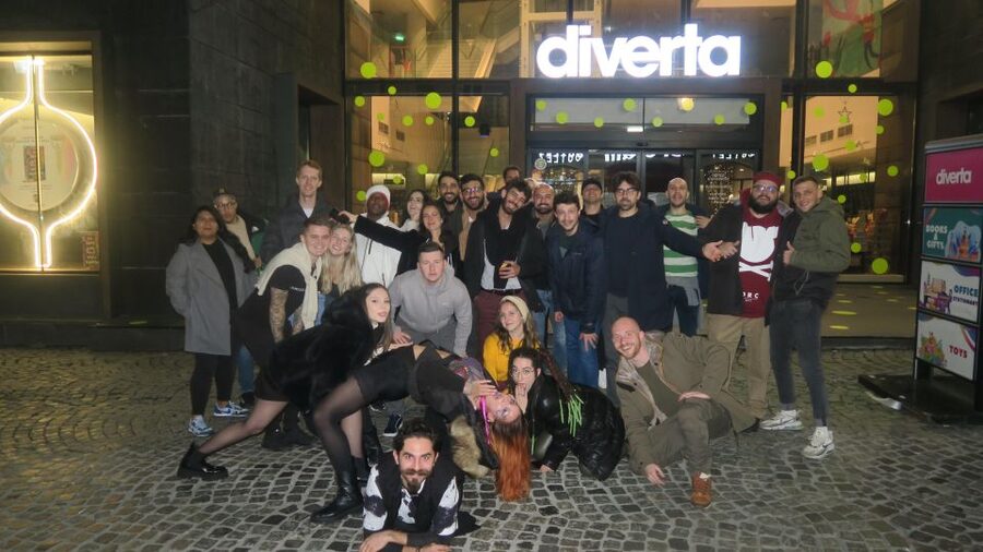 Bucharest: Weekend Pub Crawl - The 4 to 5 hours: how your night typically flows
