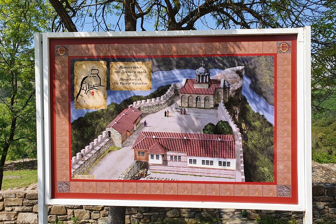 Bulgaria Day Trip - Private Tour from Bucharest - Veliko Tarnavo & Arbanasi - Arbanasi Village and Konstantsalieva House: When the Architecture Does the Talking
