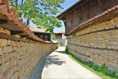Bulgaria -Private Tour- Basarbovo, Arbanasi, Veliko Tarnovo