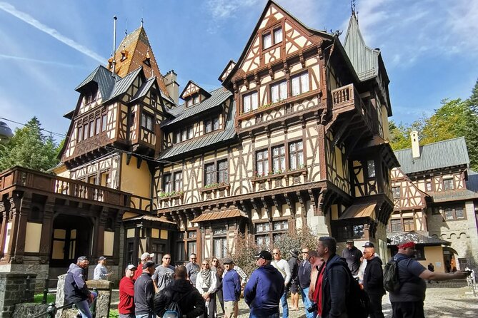 Day trip from Bucharest to Brasov, Peles & Dracula's Castle - Group size, pace, and how to avoid feeling rushed