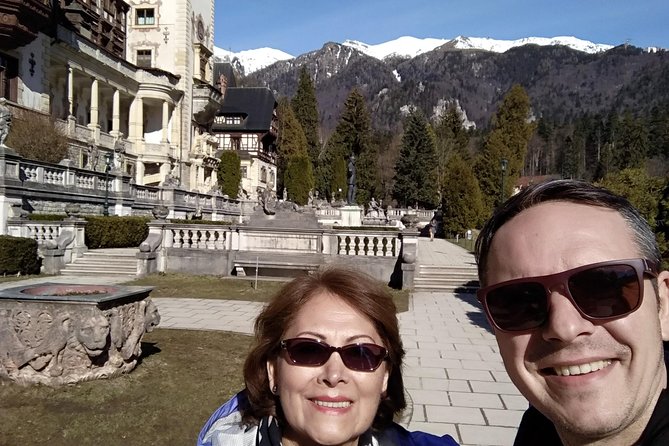 Day Trip from Bucharest to Dracula Castle, Brasov and Peles Castle Sinaia - Why This Bucharest To Transylvania Castle Circuit Works In One Day