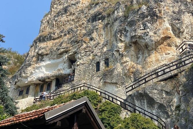 Day Trip to Bulgaria and Veliko Tarnovo from Bucharest - The Bucharest to Bulgaria drive, with Ruse border time in the mix